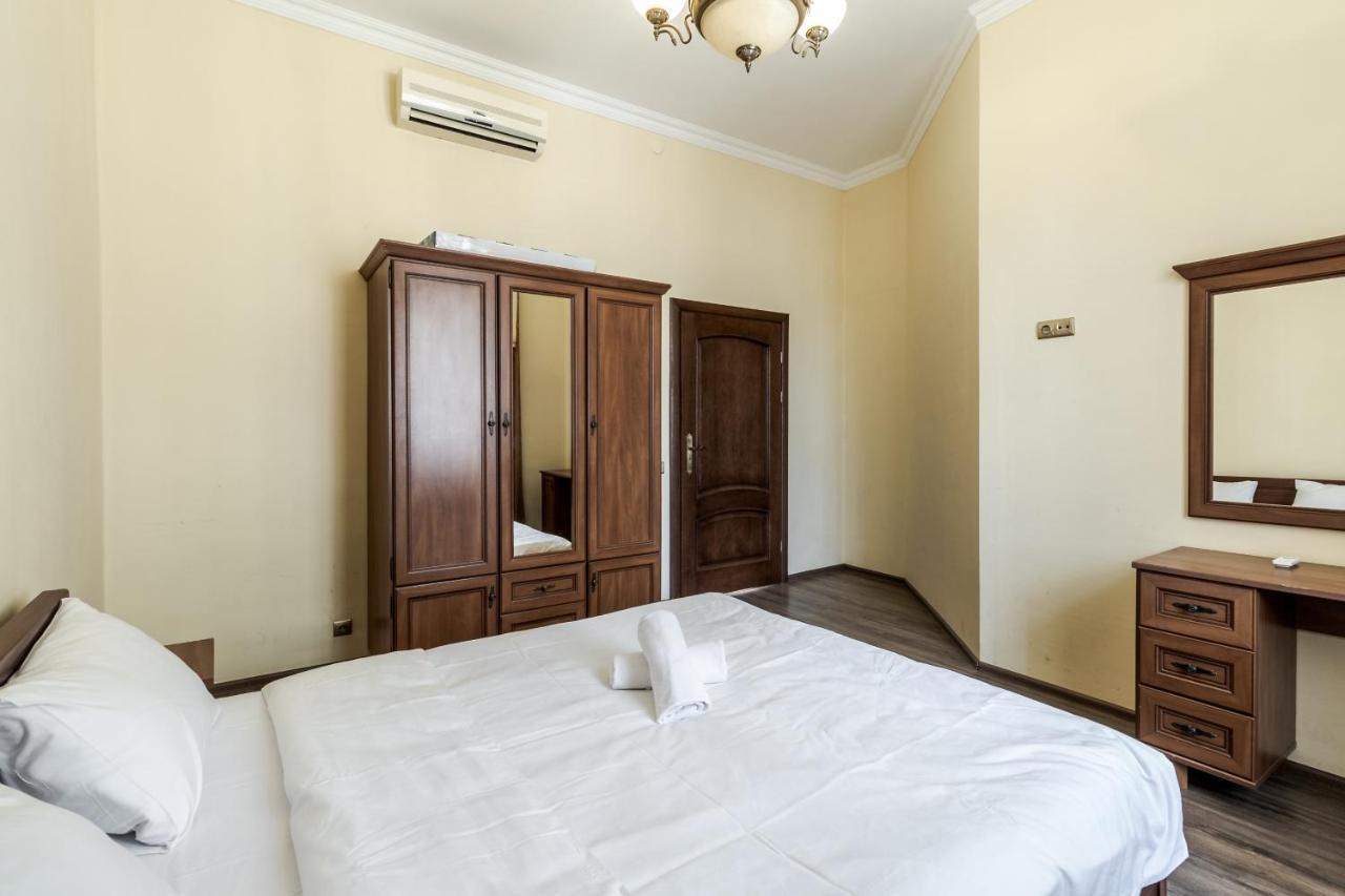 Fedorova Apartment Lviv Dış mekan fotoğraf