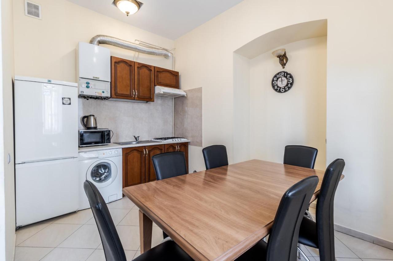 Fedorova Apartment Lviv Dış mekan fotoğraf