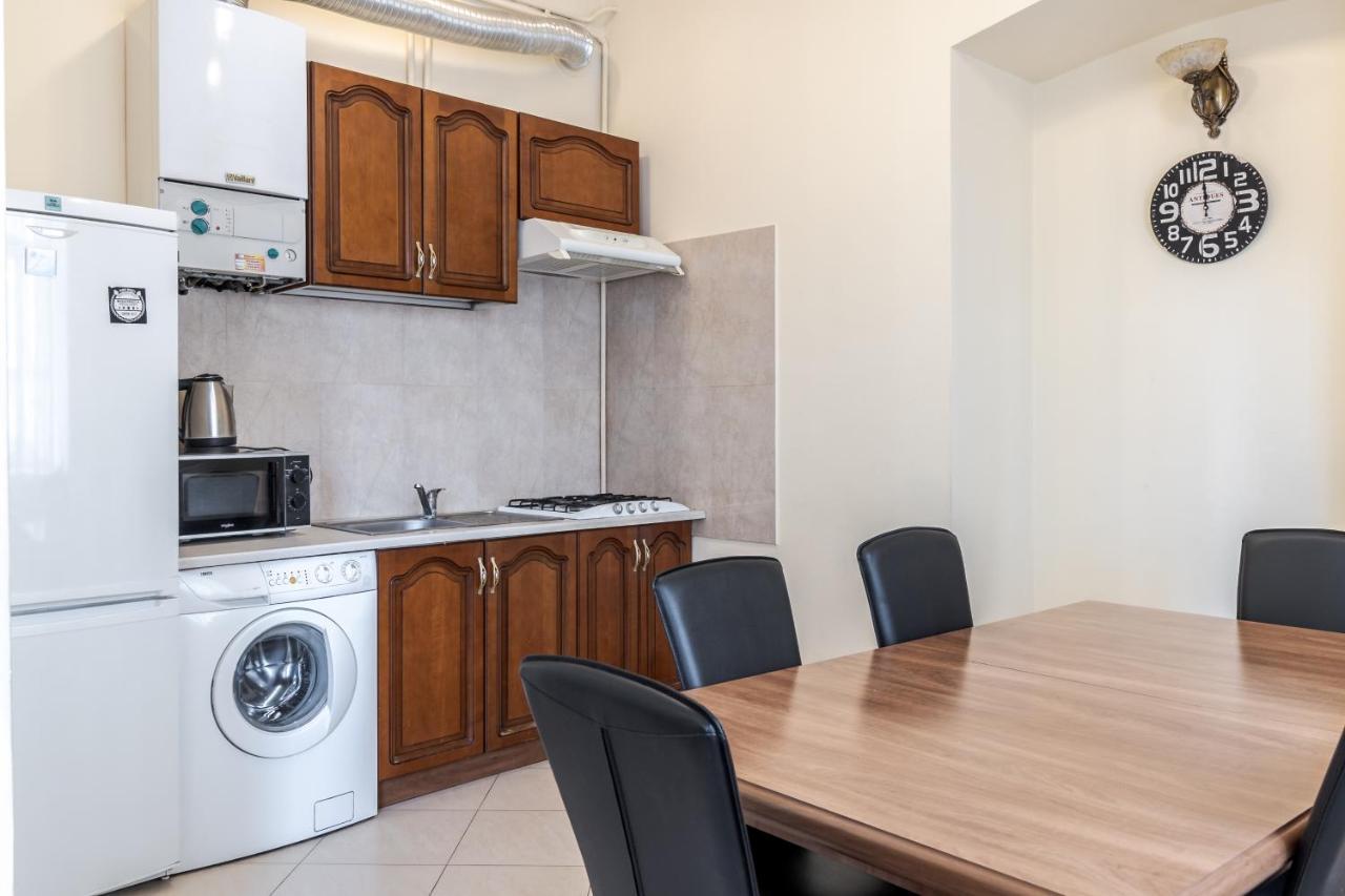 Fedorova Apartment Lviv Dış mekan fotoğraf